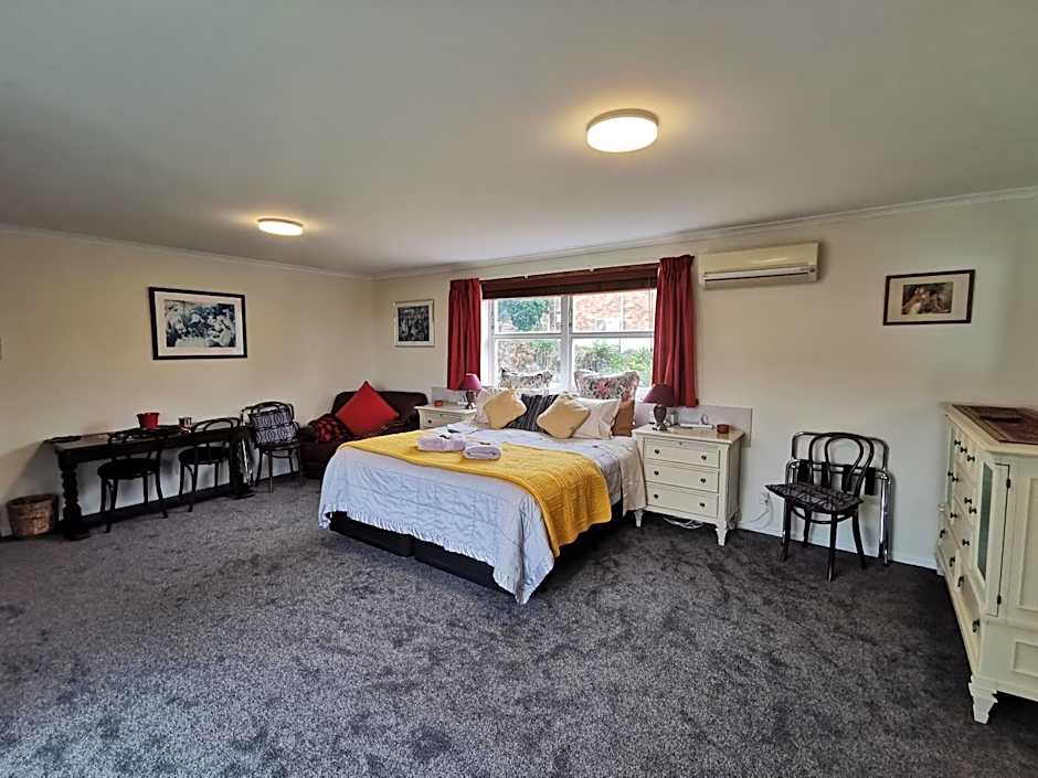 Geyser Lookout BnB