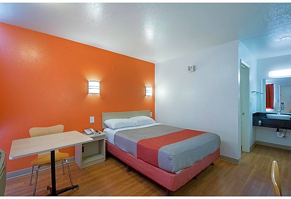 Motel 6-Mcallen, TX
