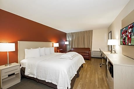 Days Inn by Wyndham Neptune Beach