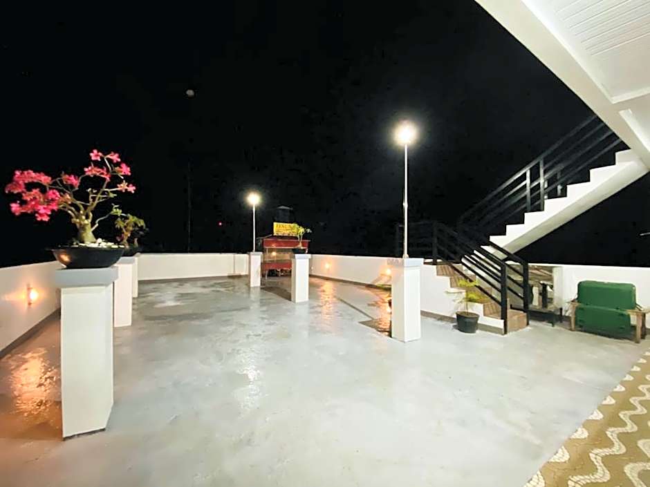 JL Valley Suites