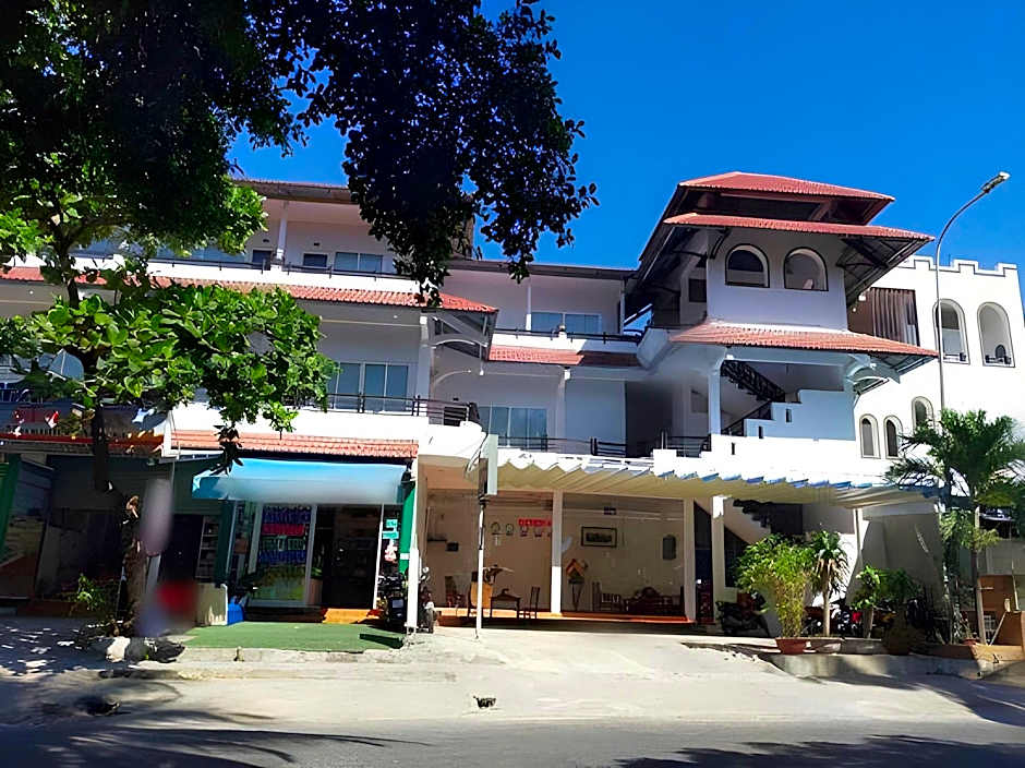 Le Huynh Mui Ne Hotel