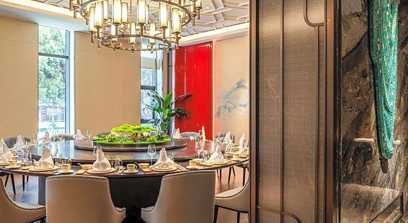 Grand Mercure Yichang Waitan