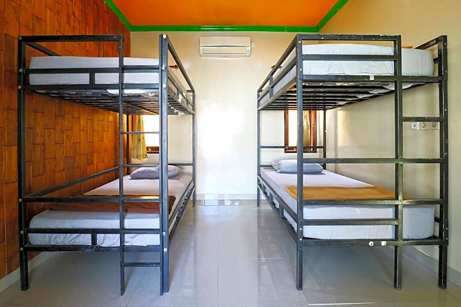 Hang Five Canggu Hostel