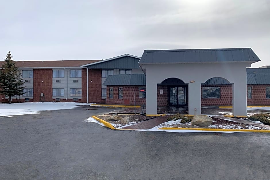 Days Inn by Wyndham Rawlins