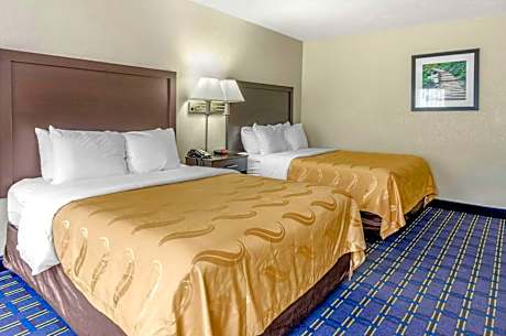 Queen Room with Two Queen Beds - Accessible/Non-Smoking