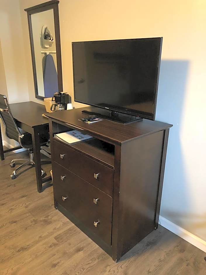 Deerfield Inn and Suites - Fairview