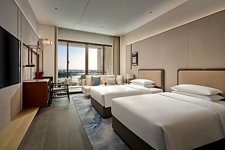 Deluxe Twin Room - Club Access