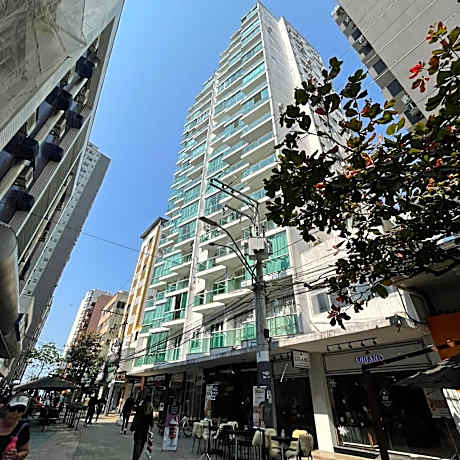 APTO CALÇADÃO CENTRAL! a PASSOS DA PRAIA