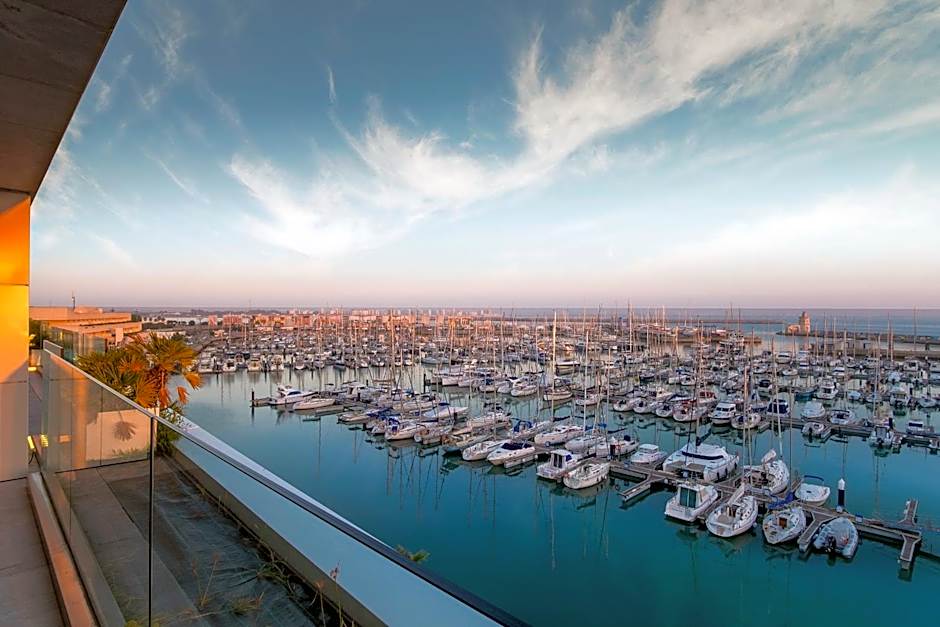 Suites Puerto Sherry