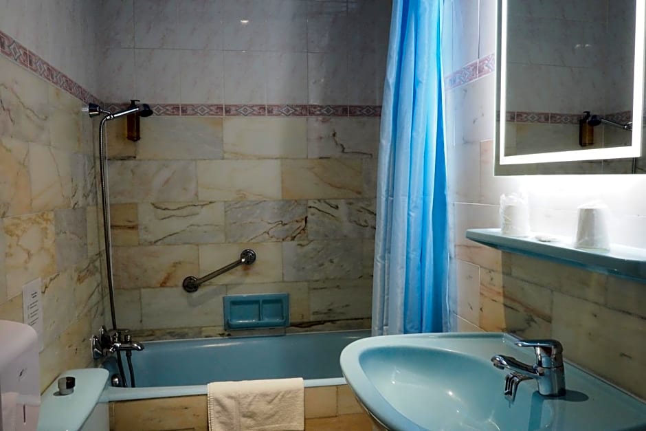 Hotel Busby