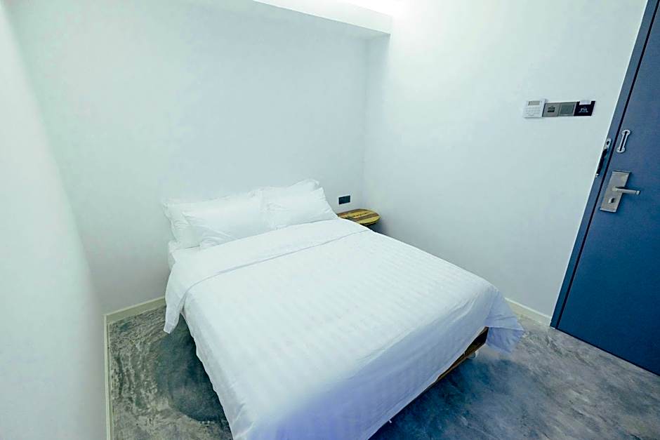 White Loft Hotel