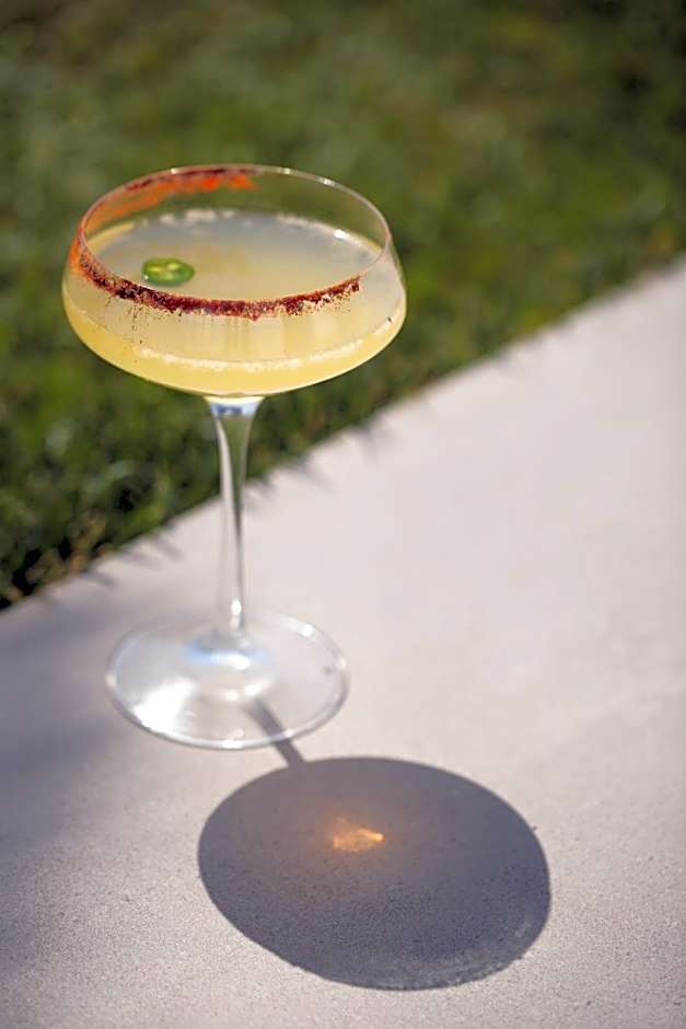 Liana Beach Hotel & Spa