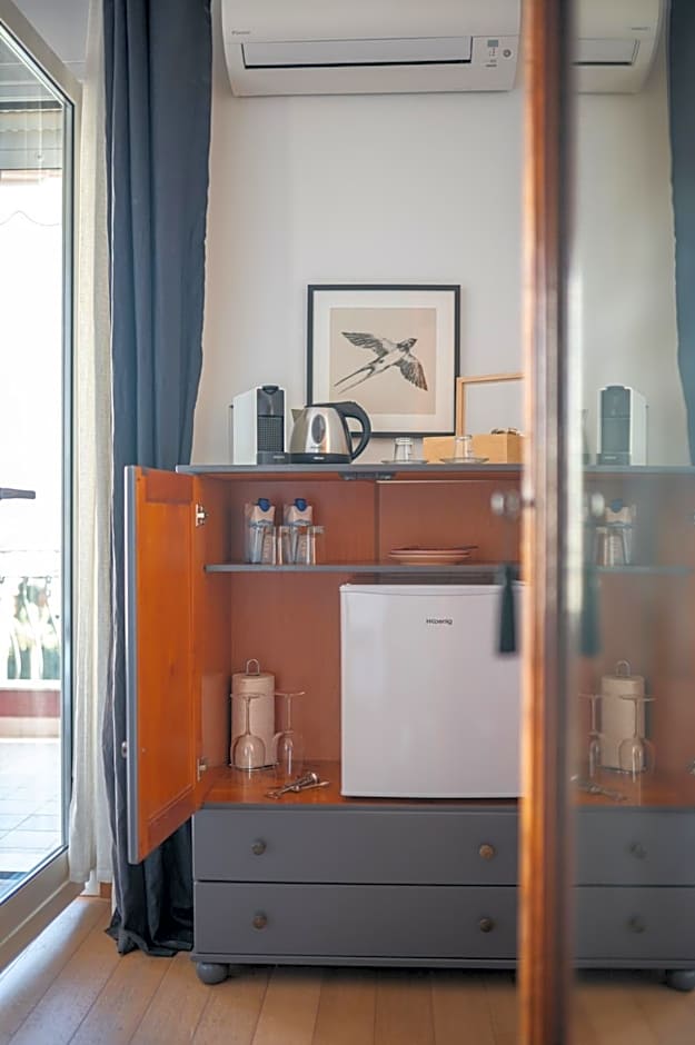 La Fabrique à Poupées - Chambres et Appartements de charme au coeur de Menton