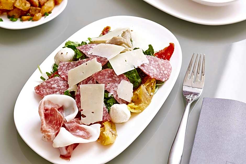 AC Hotel by Marriott Atlanta Downtown