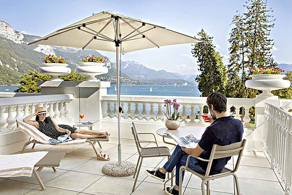 Photo 1 of 3 of Deluxe, Lake View, Terrace