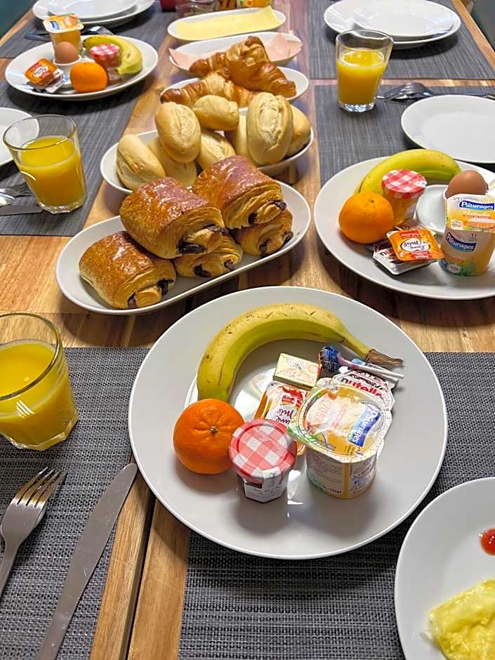 La Maison Charentonneau