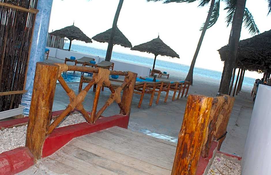 BIANCO AZZURRO Hotel & Restaurant