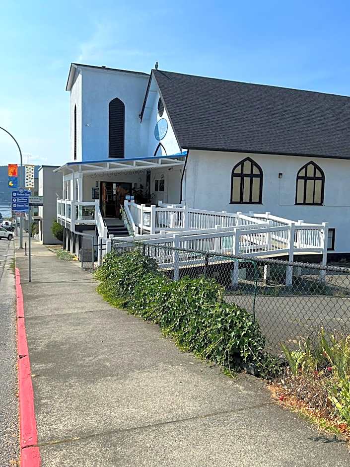 Char's Landing Hostel