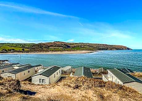 Waters Edge Leisure Park