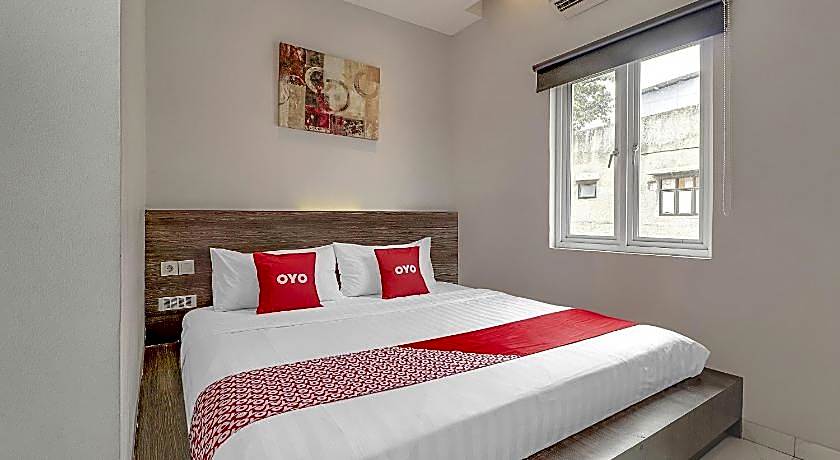 Collection O Cihampelas Near Ciwalk Formerly Regia Cihampelas