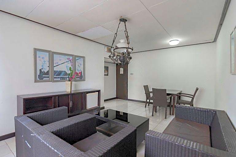 Istana Hotel Bandung Mitra RedDoorz