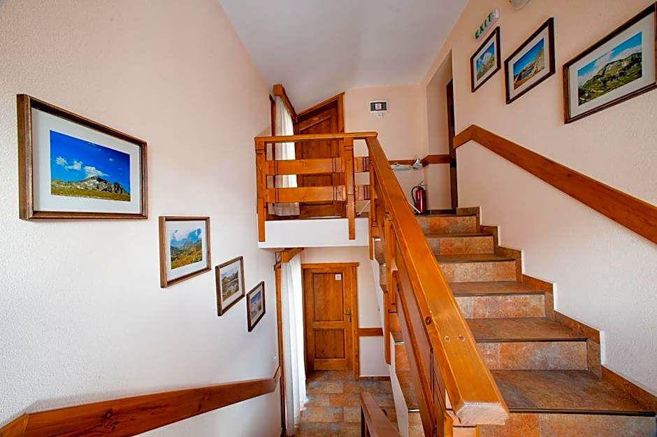 Guest House Dzhangal