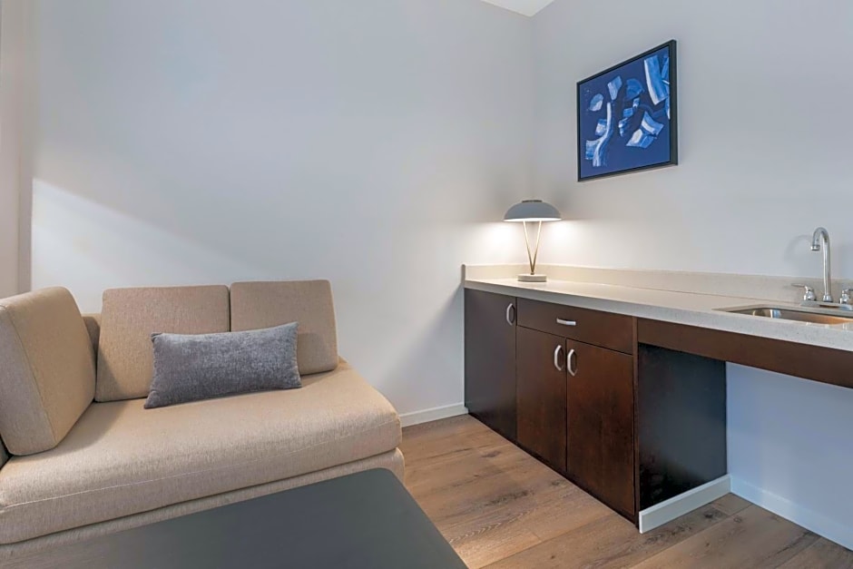 Courtyard by Marriott New York Manhattan/Soho