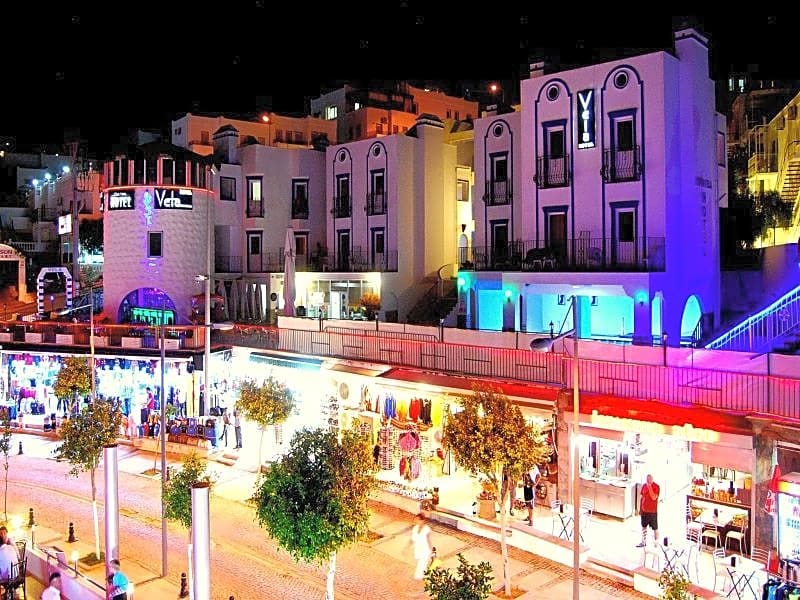 Sky Vela Hotel & Suites - All Inclusive