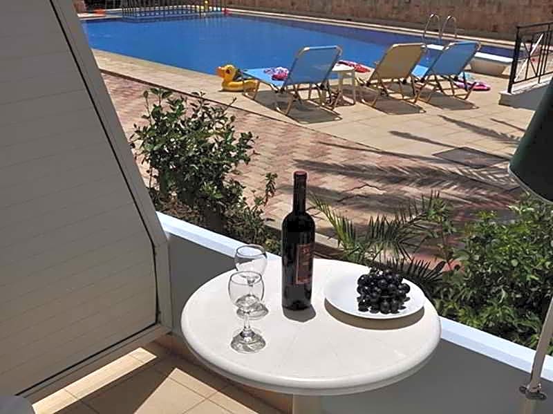 Mediterranea Apartments