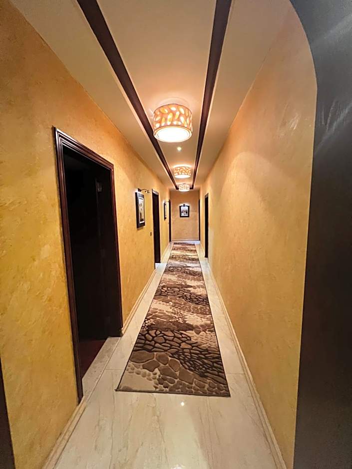 Super luxury flat near airport شقة سكنية قمة الفخامة والاتساع بقرب المولات التجارية و المطار