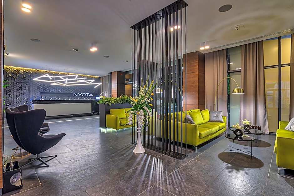 Nyota Hotel & Conference Center