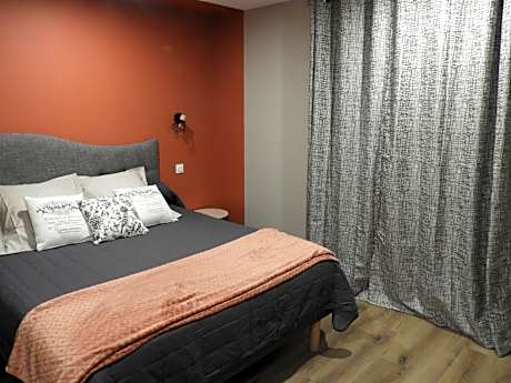 Deluxe Double Room with Bath