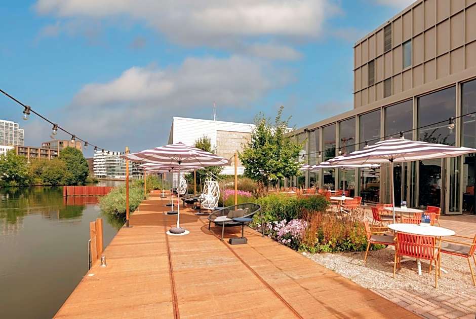 YOTEL Amsterdam