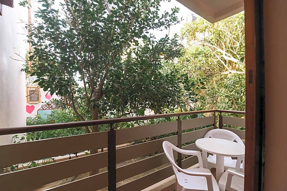 Eva Marina Hotel