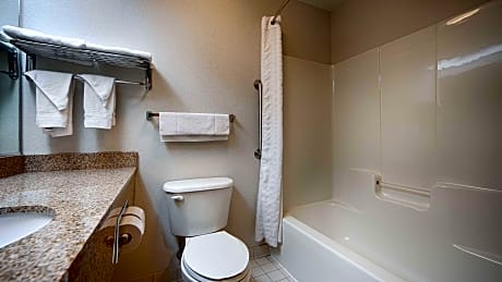 1 King Bed, Non-Smoking, Hot Tub, High Speed Internet Access, Microwave And Refrigerator, Coffee Mak
