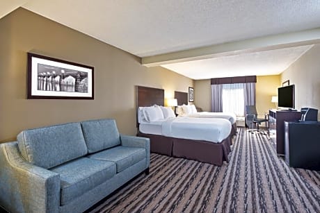 Suite with Two Queen Beds