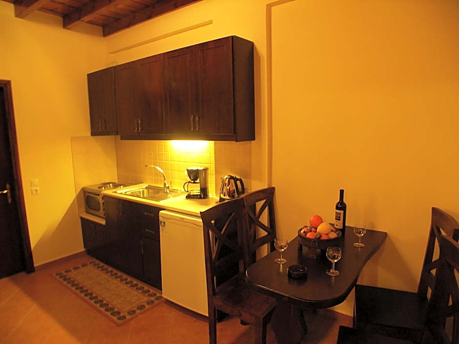 Kallisti Ξενώνας Διακοπτό-Καλάβρυτα