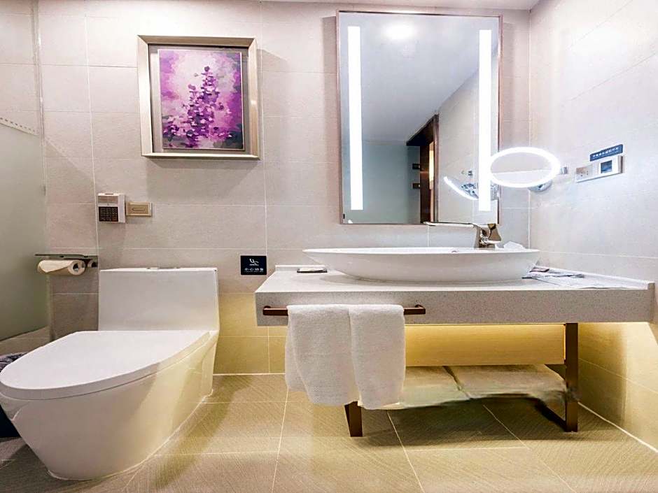 Lavande Hotel Heyuan Avenue Asia's first fountain