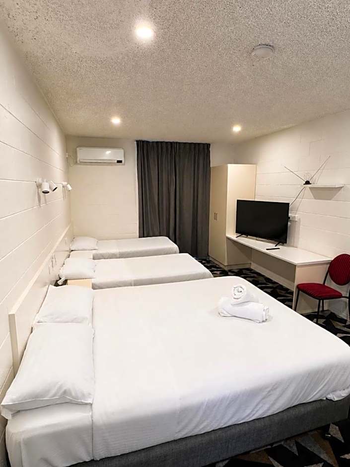 Pathfinder Motel