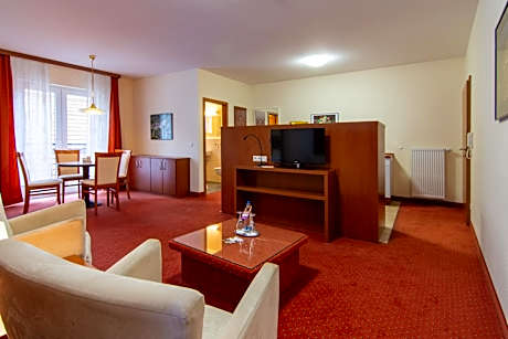 Deluxe Quadruple Room