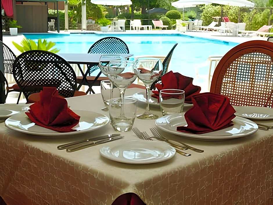 River Park Hotel