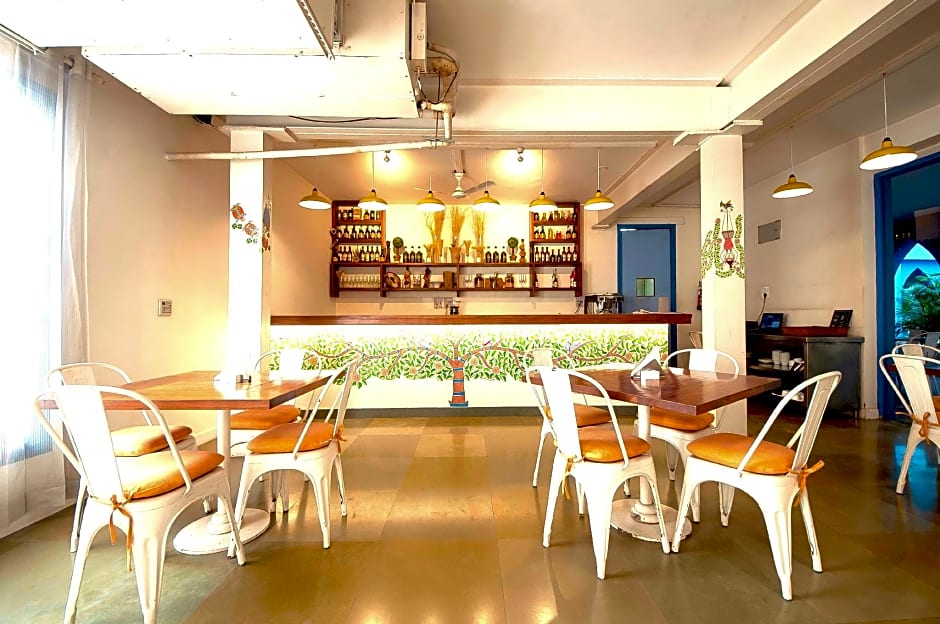 bloom Boutique I Signature Towers