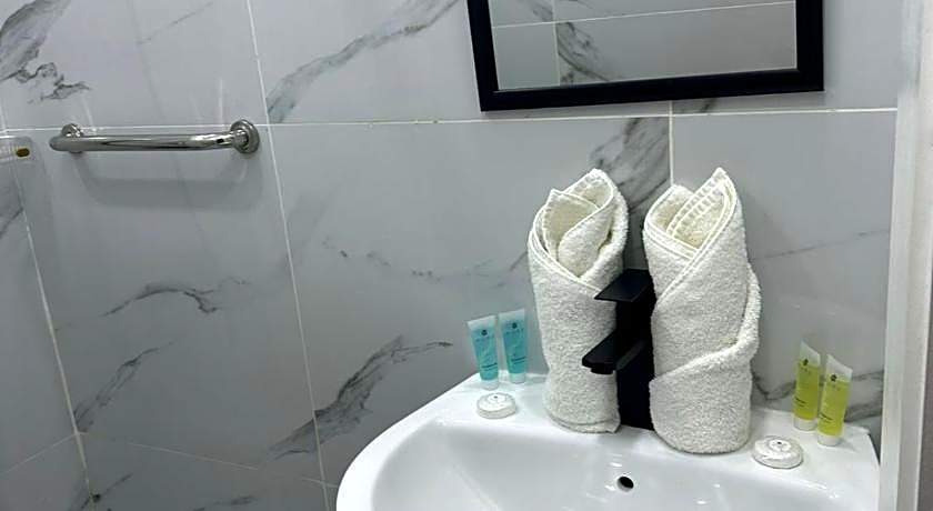Amman Trail Hotel & Studios