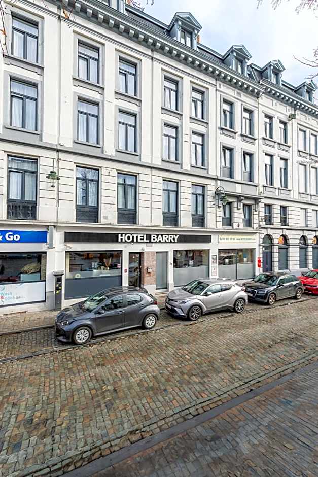 Hotel Barry