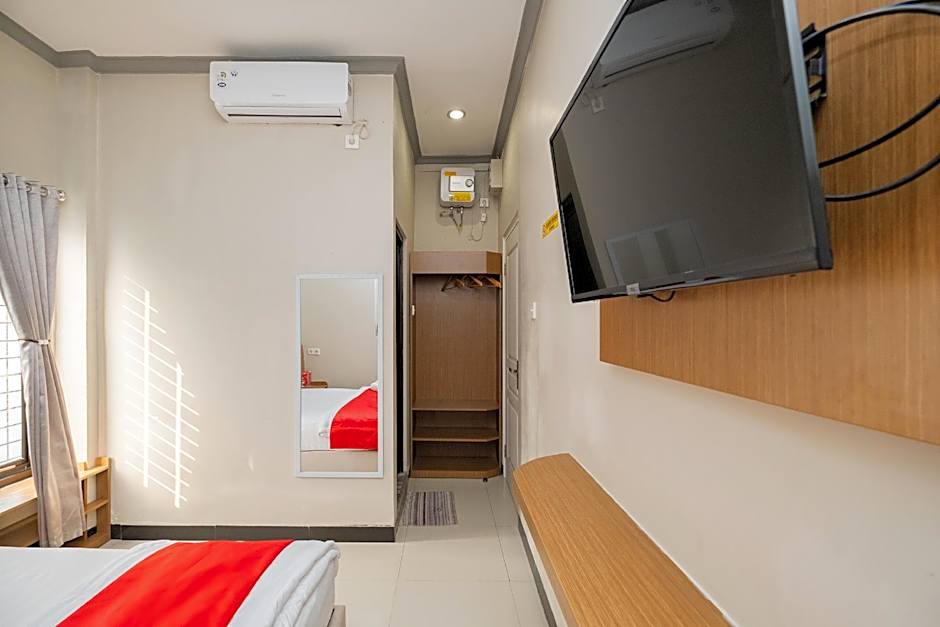 RedDoorz near Kampung Inggris Pare