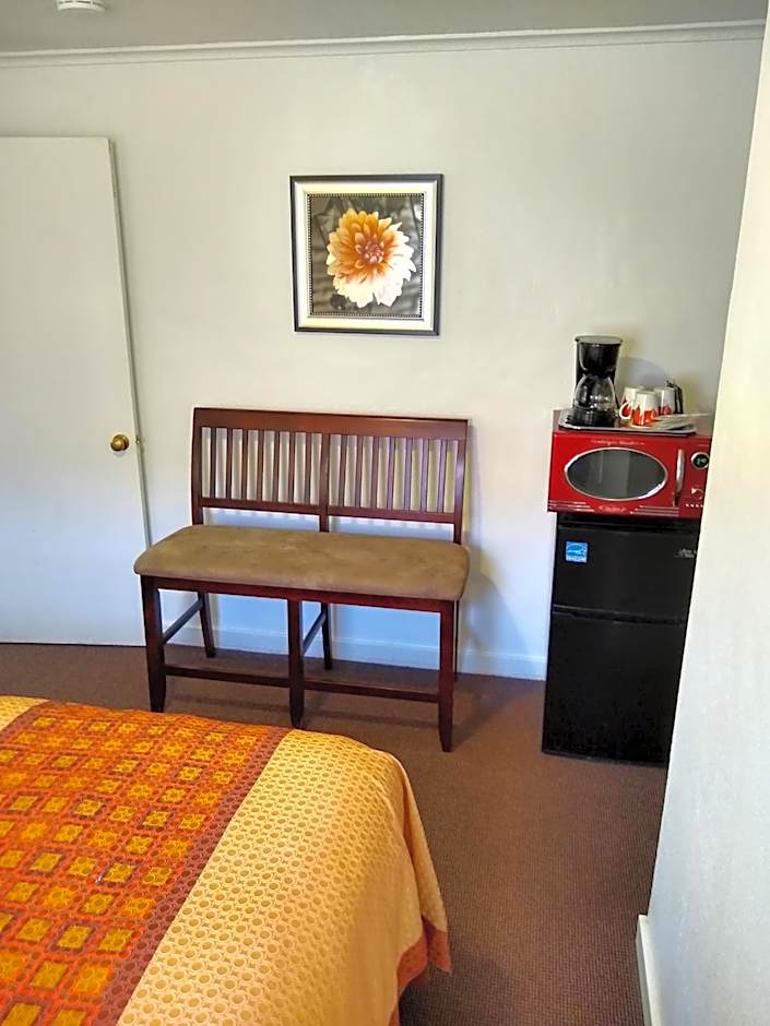 Holiday Motel Bend