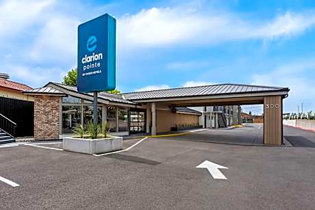 Clarion Pointe Mount Vernon - Burlington