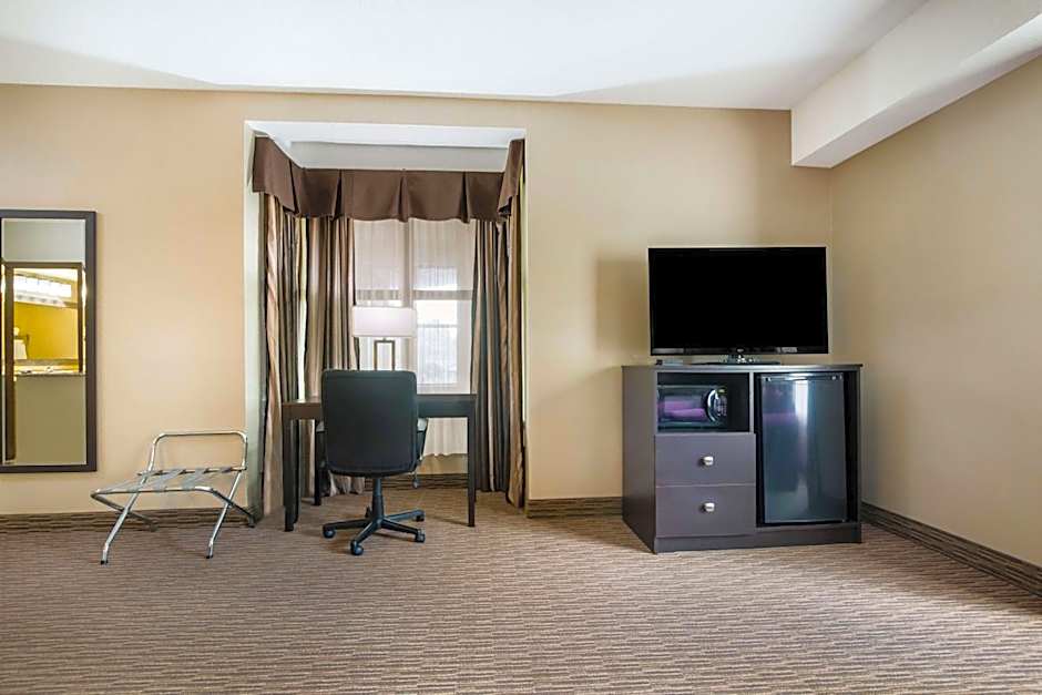 Best Western Little River Inn