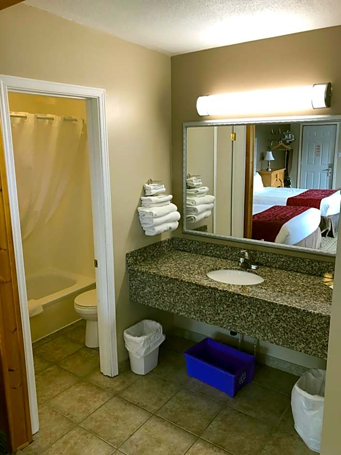 Knights Inn - Huntsville, ON