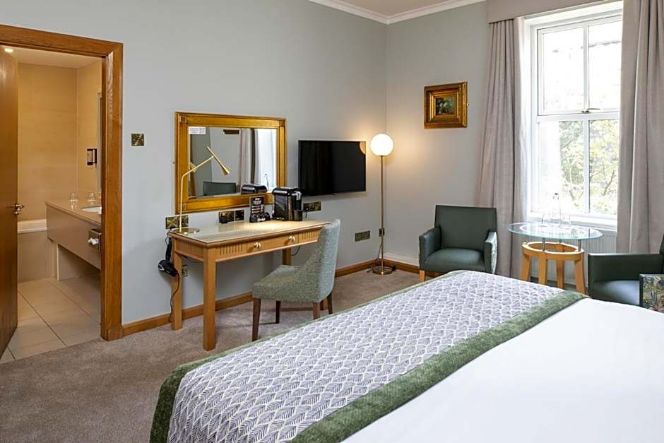 Roganstown Hotel & Country Club